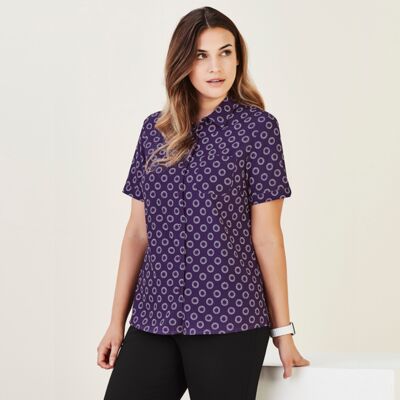 Womens Easy Stretch Daisy Print Short Sleeve Shirt Thumbnail